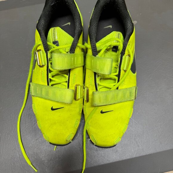 Nike Romaleos 2  Volt Neon Yellow Size Mens 11.5 476927-730 Shoes - Picture 2 of 4
